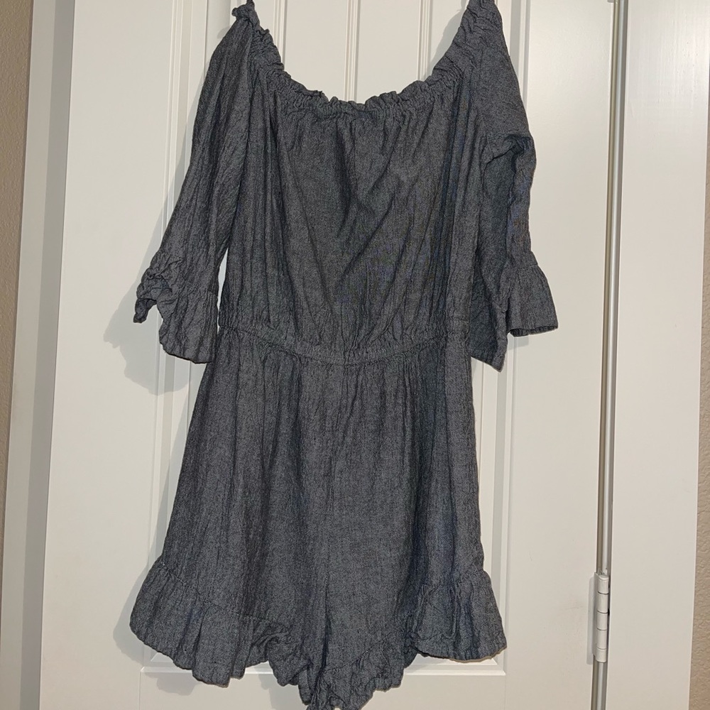 OFF THE SHOULDER ROMPER
